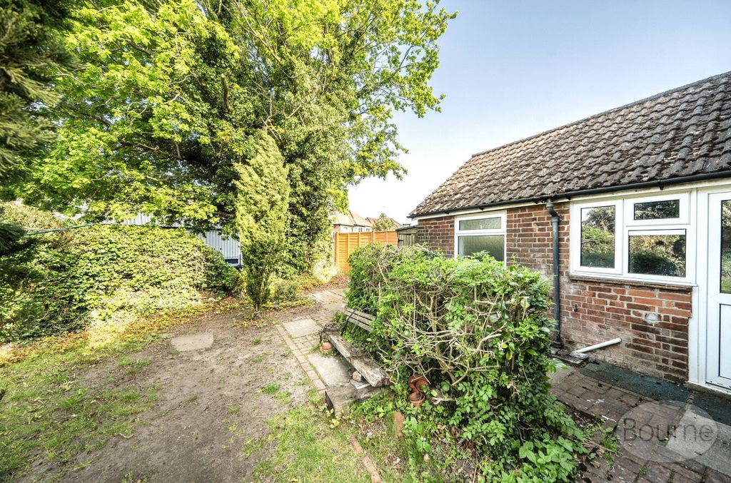 Additional image 11 of 3 bed semi-detached house for salePenns Road, Petersfield, Hampshire GU32
