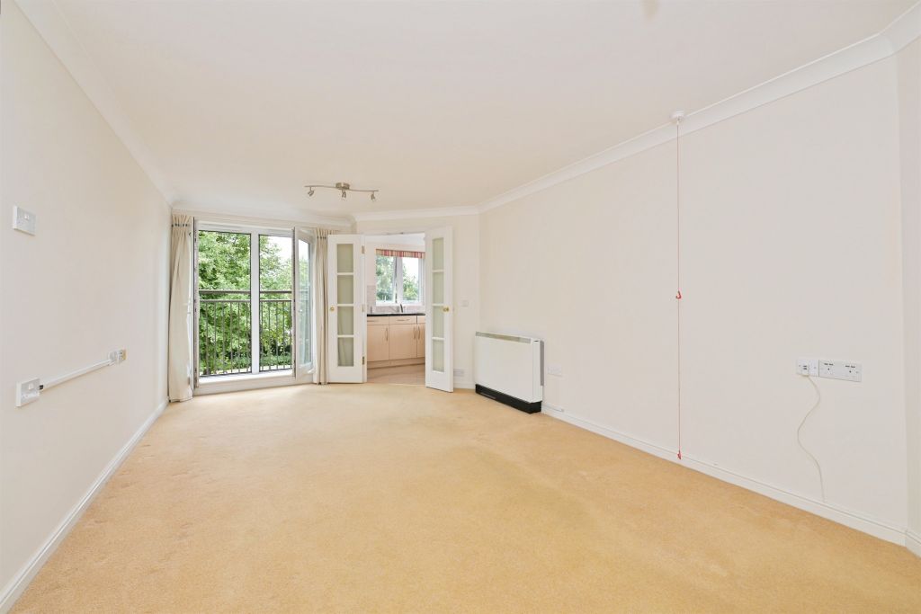 Property photo 3 of 10