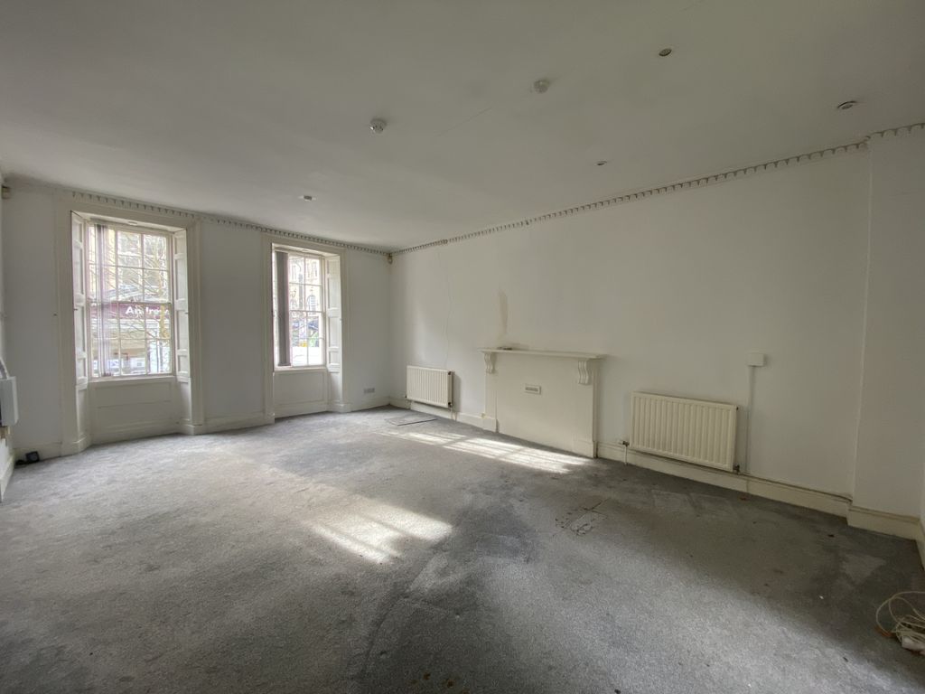 Property photo 3 of 7 Gallery