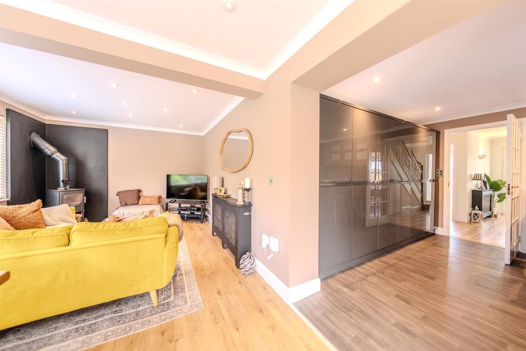 Additional image 11 of 6 bed detached house for saleDunollie, 58 Gillsland, Eyemouth TD14