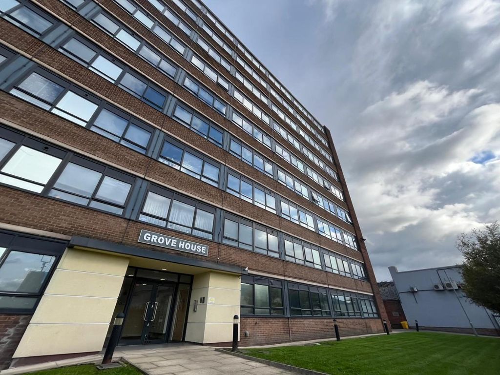 Property photo 1 of 10 Grove House