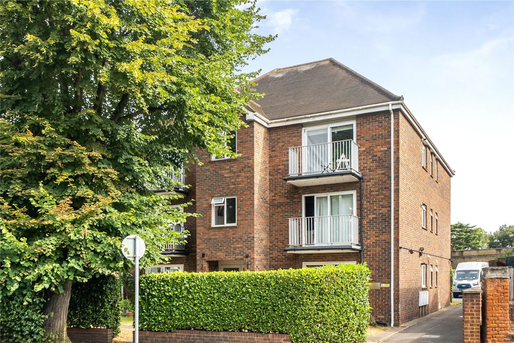 Property photo 1 of 11 Picture No. 15