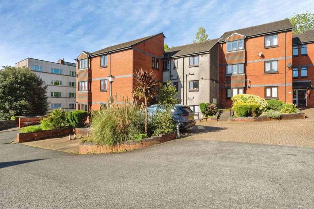 Property photo 1 of 18 Pbox-Img.Jpg