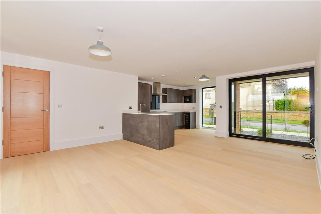 Property photo 1 of 13 Lounge/Kitchen/ Diner