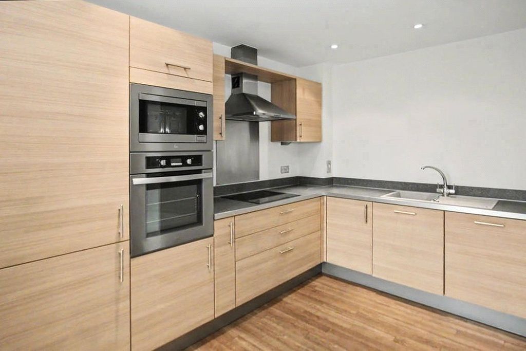 Property photo 2 of 5 Picture No. 18