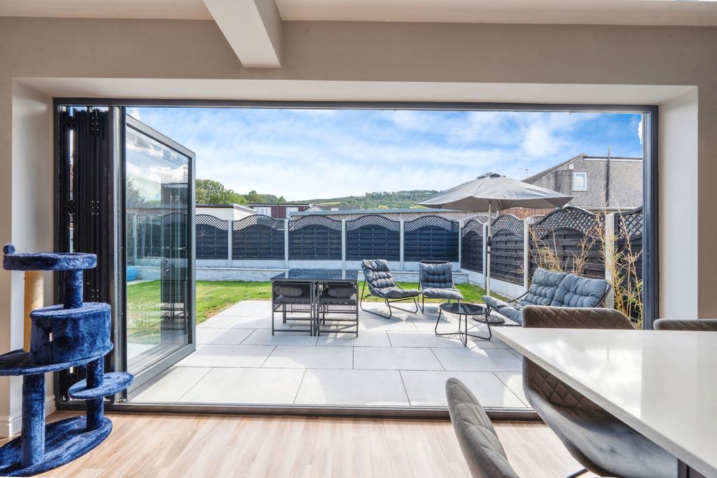 Property photo 2 of 20 Bi Fold Doors