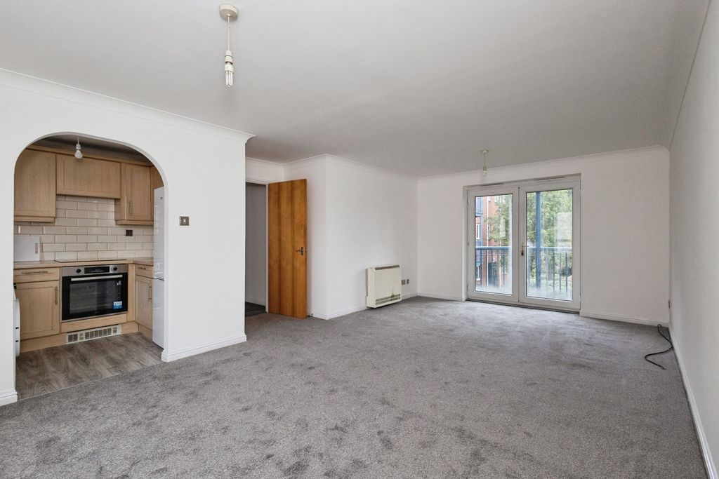 Property photo 2 of 15 Pbox-Img.Jpg