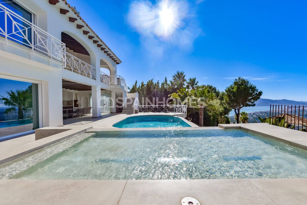 Property photo 1 of 68