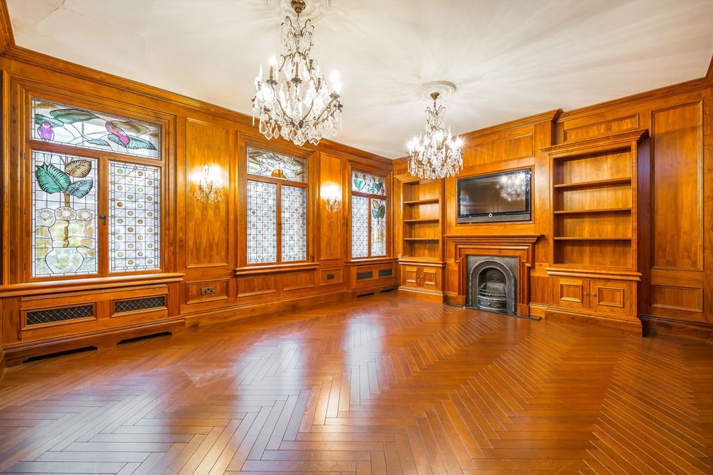 Property photo 2 of 6