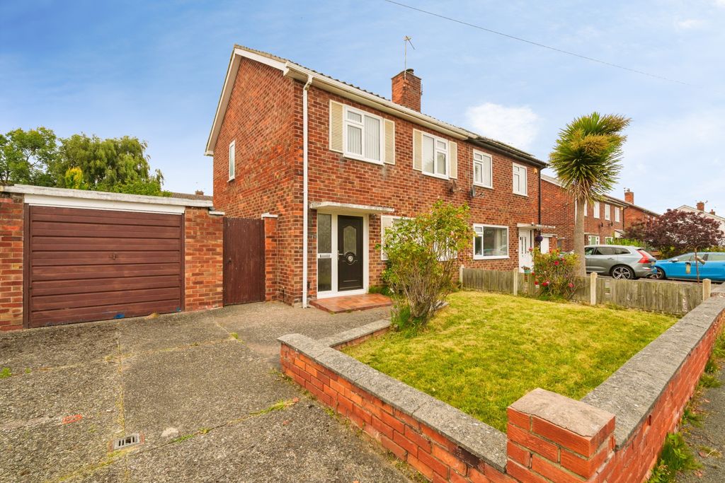 Property photo 1 of 23