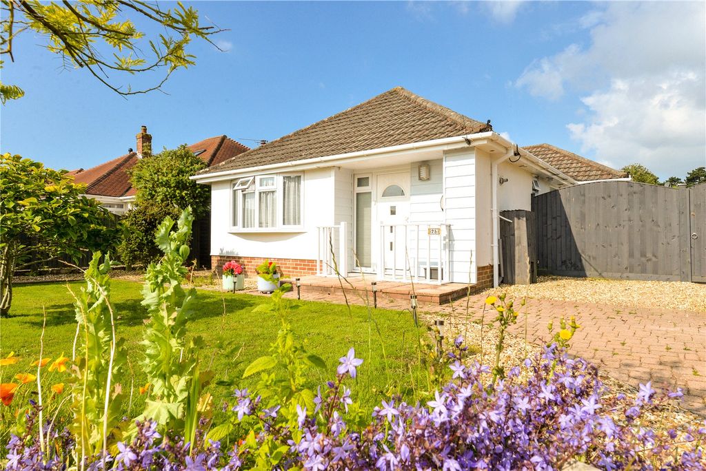 Property photo 1 of 15 Picture No. 24