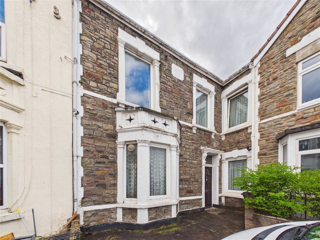 Property photo 1 of 16 Picture No. 18