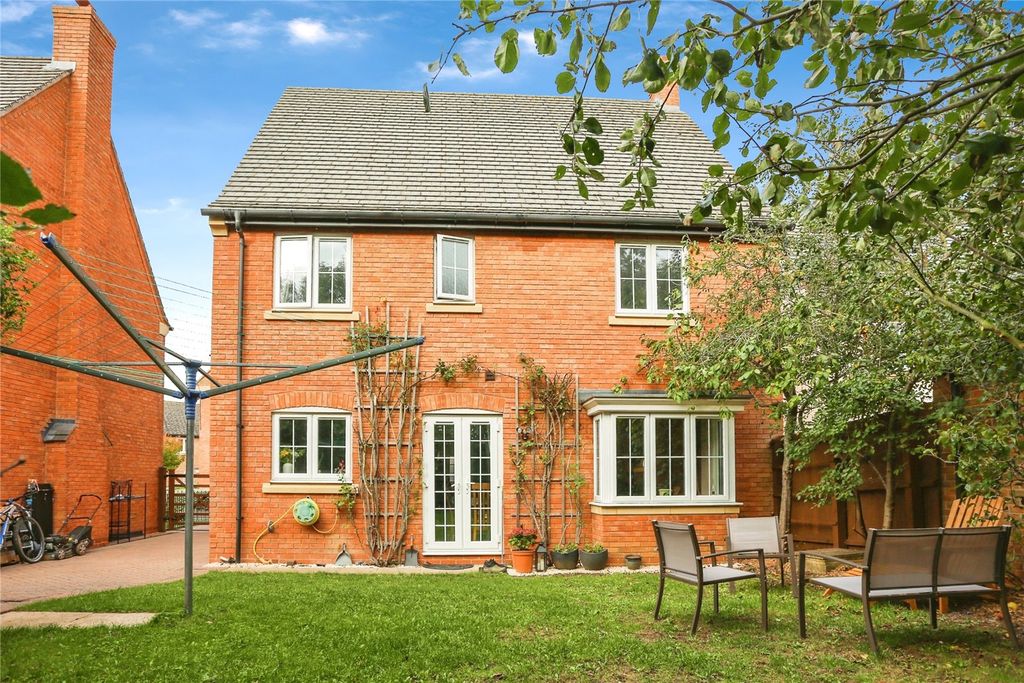 Property photo 2 of 22 Picture No. 20