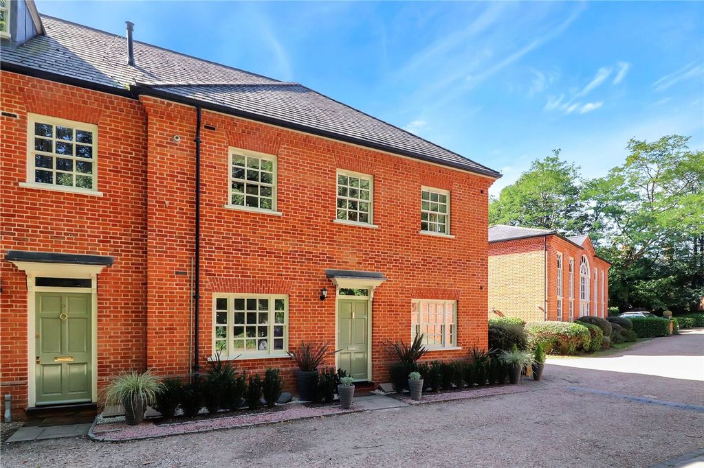 Property photo 2 of 14 Picture No. 15