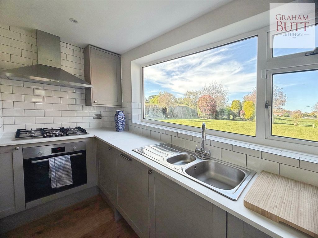 Additional image 10 of 3 bed detached house to rentEast Drive, Angmering, Littlehampton, West Sussex BN16