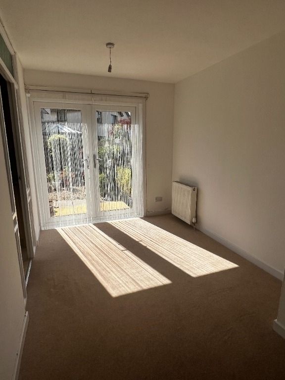 Additional image 4 of 3 bed semi-detached house to rentFlures Avenue, Erskine, Renfrewshire PA8