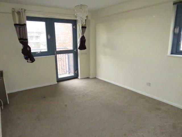 Property photo 3 of 4 54Abf885-Be3c-4c17-Bc5d-4d43B3148A9A