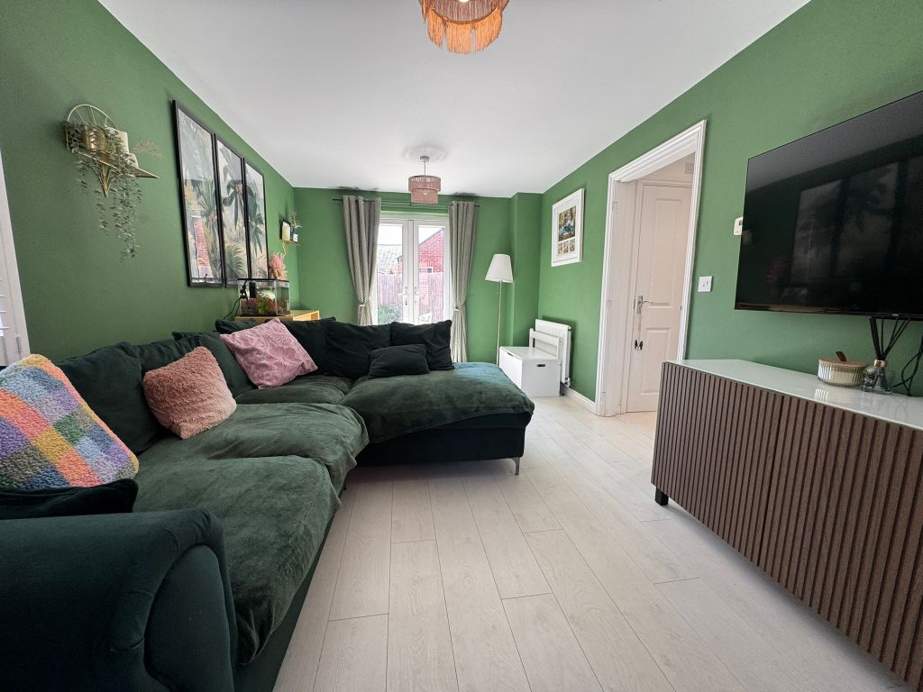 Property photo 2 of 28 28