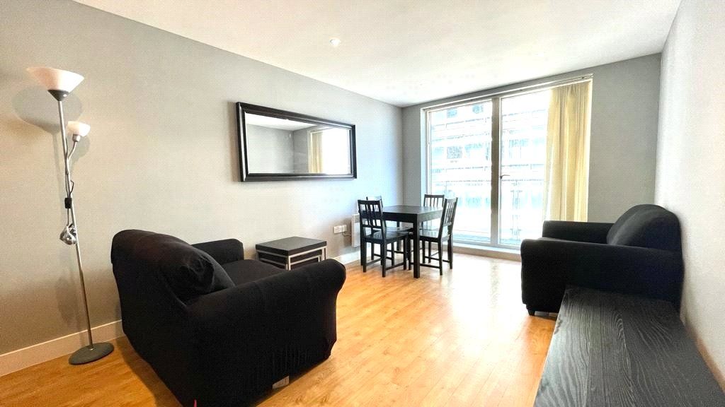 Property photo 2 of 7 Living Area