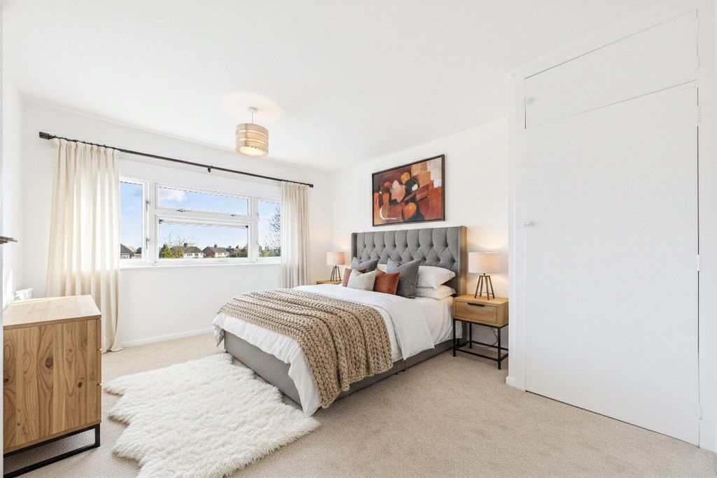 Property photo 3 of 8 Picture No. 12