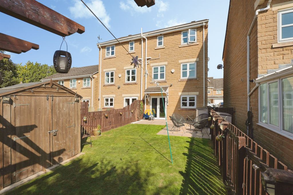 Property photo 2 of 21