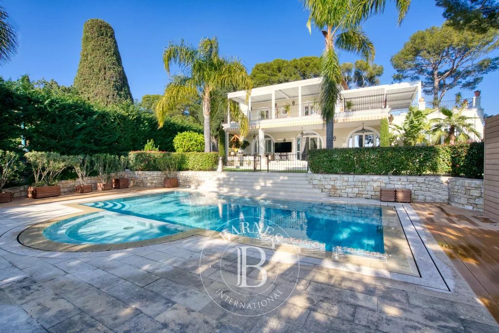 Property photo 1 of 31