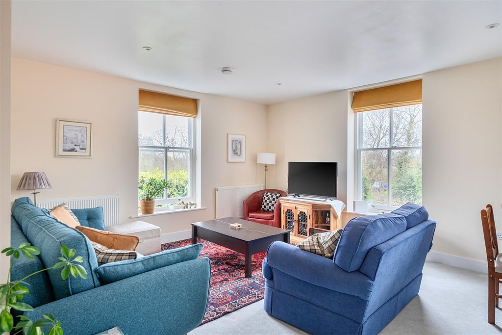 Property photo 3 of 13 1431437-2-69c25B3801254.Jpg