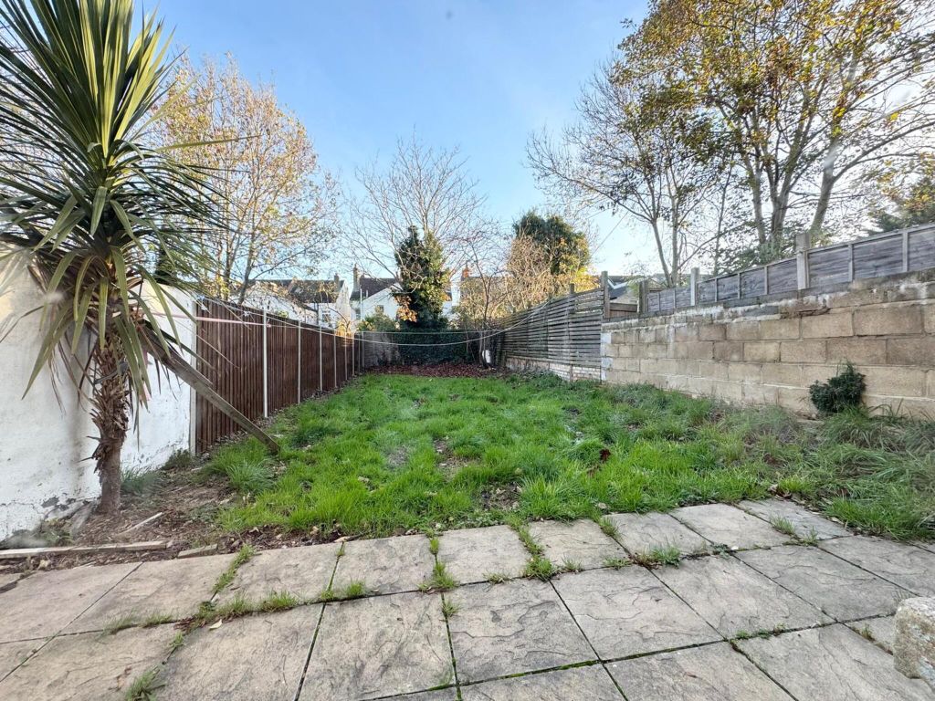 Property photo 3 of 8