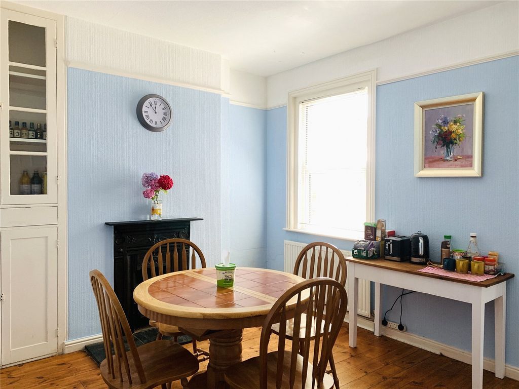 Property photo 1 of 8 Picture No. 06