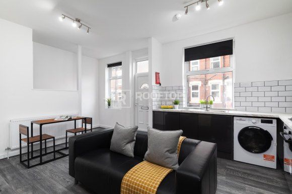 Property photo 3 of 17 9602197.Jpg