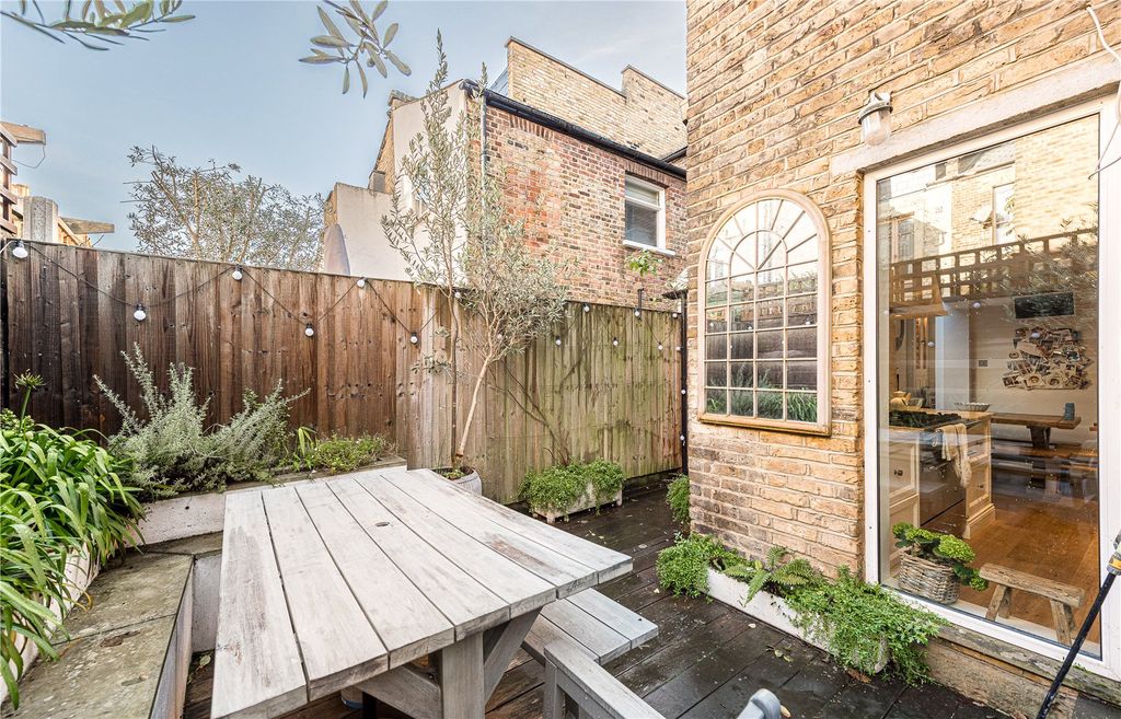 Property photo 3 of 15 Picture No. 10