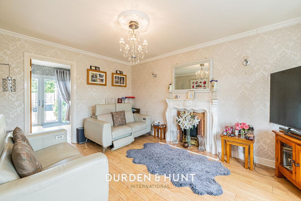 Property photo 2 of 23 Roborough-9.Jpg