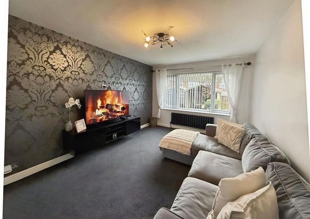 Property photo 3 of 16 446617Af-Woiylhojw0Scvyxmajpjuw.Jpg