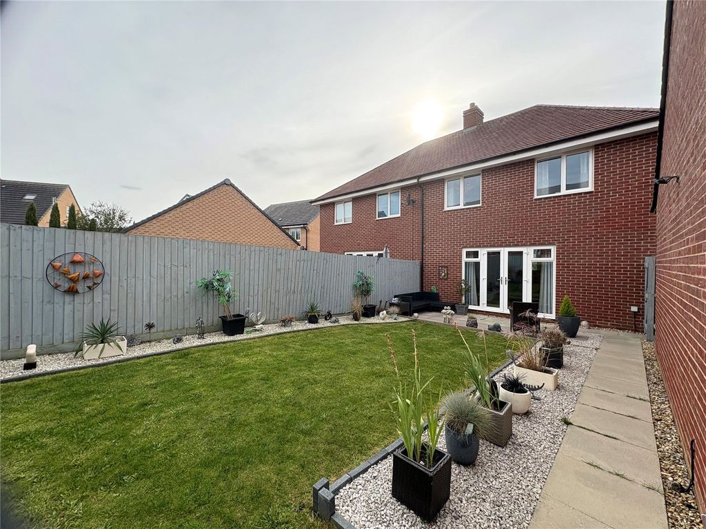 Property photo 2 of 26 Picture No. 10