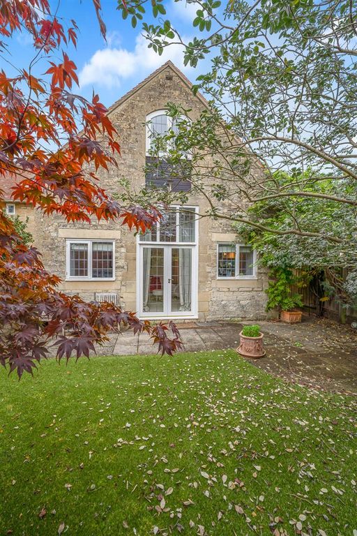 Property photo 2 of 12 3 Coachouse Mews-30.Jpg