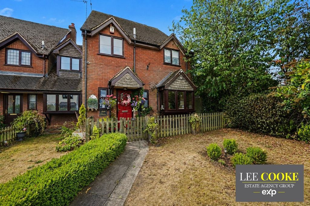 Property photo 2 of 41