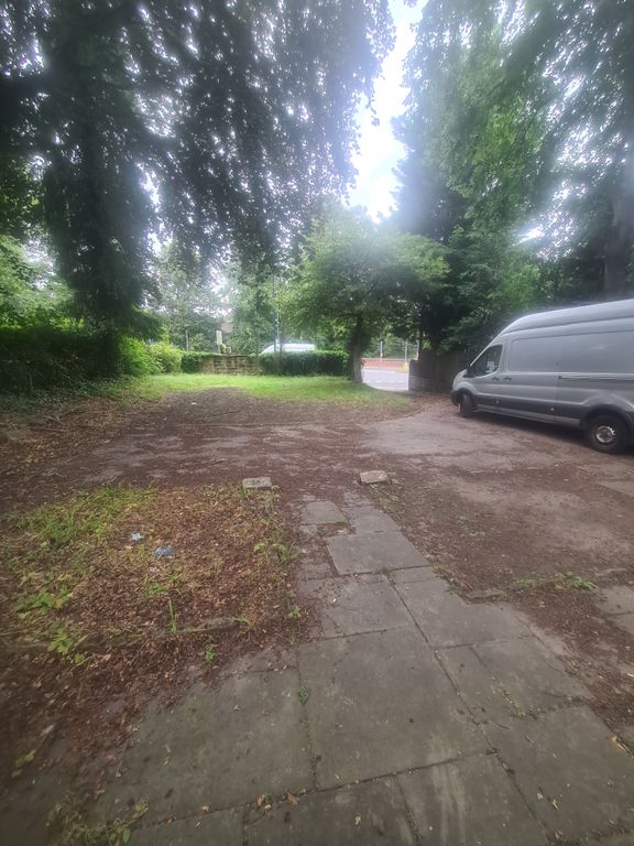 Property photo 2 of 33