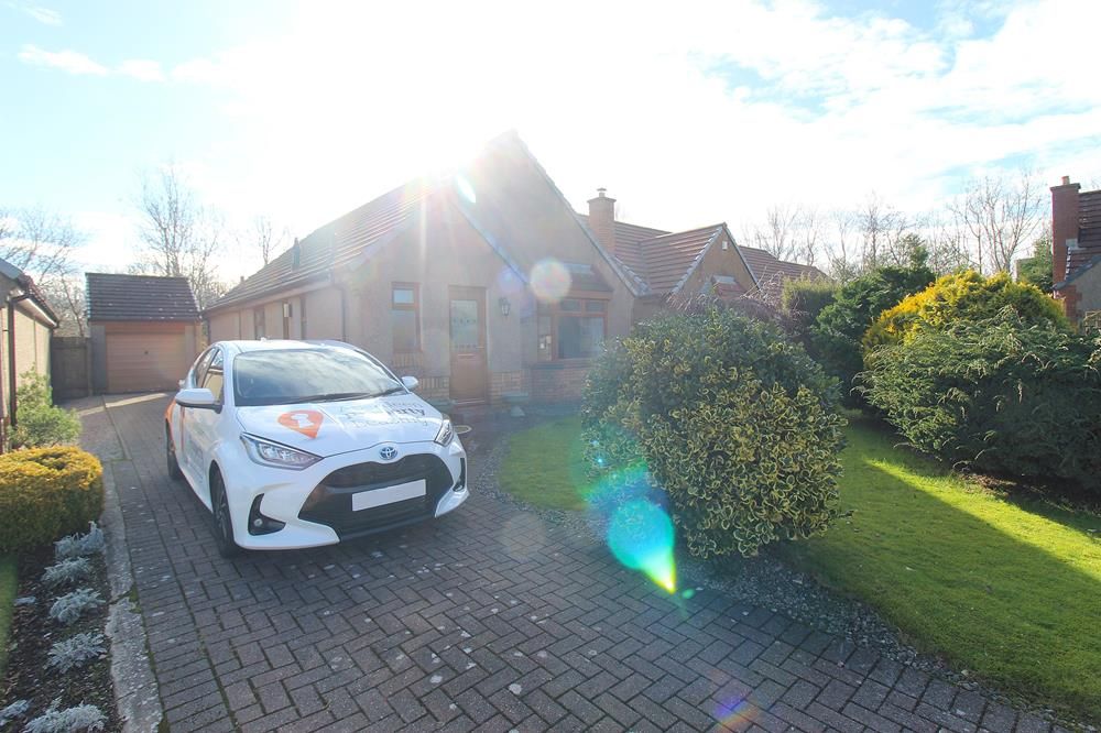 Property photo 3 of 13 External