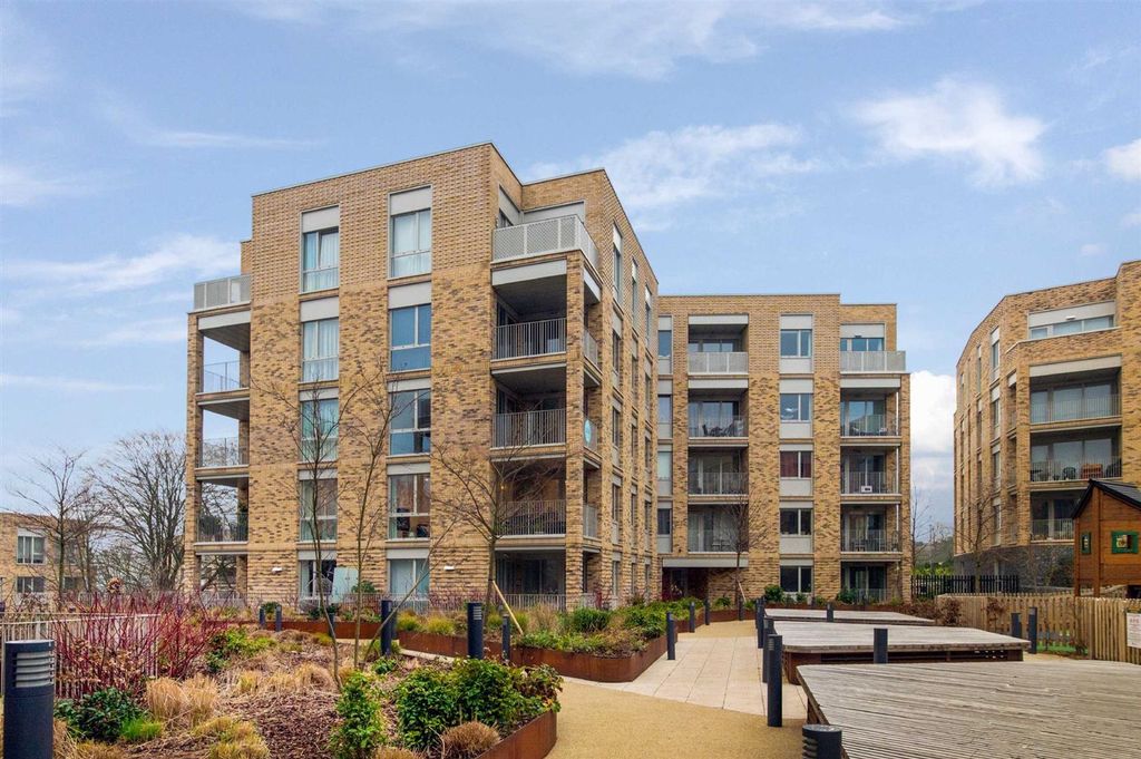 Property photo 2 of 16