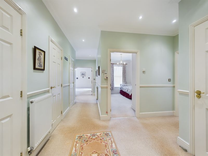 Property photo 1 of 21 Reception Hallway