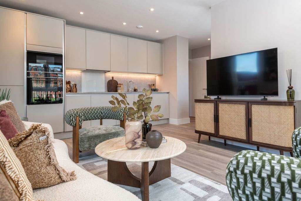 Property photo 3 of 6 3