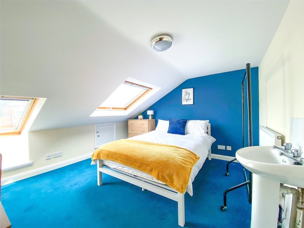 Property photo 3 of 11 Picture No. 11