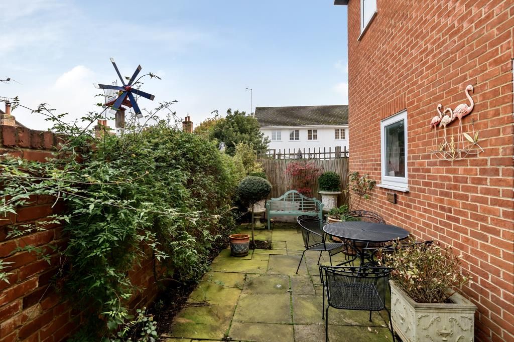 Property photo 3 of 18 External