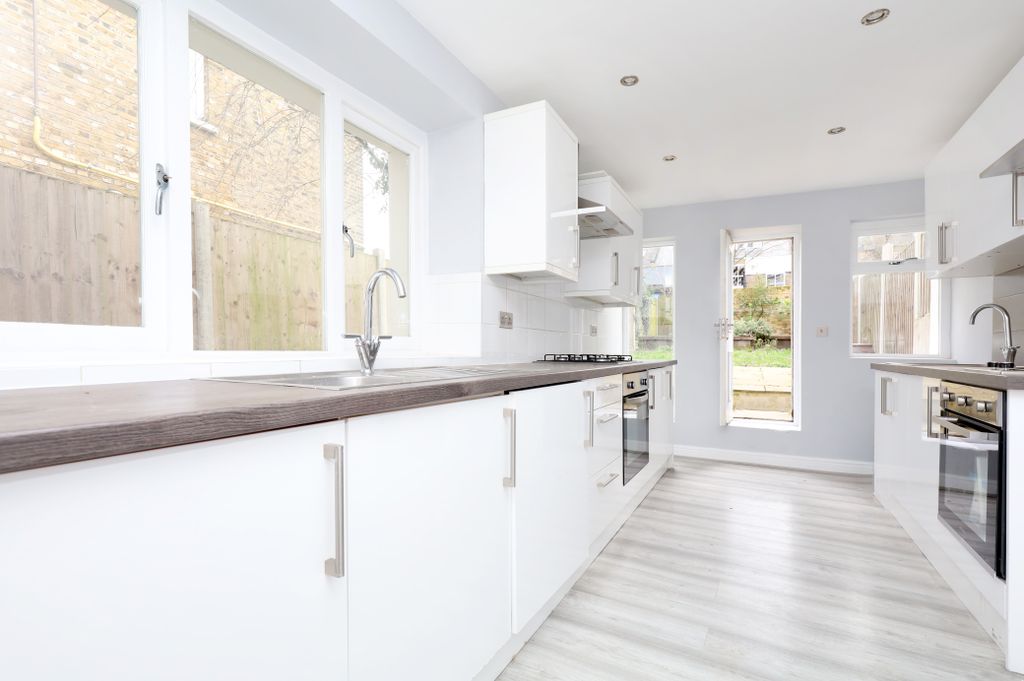 Property photo 3 of 3