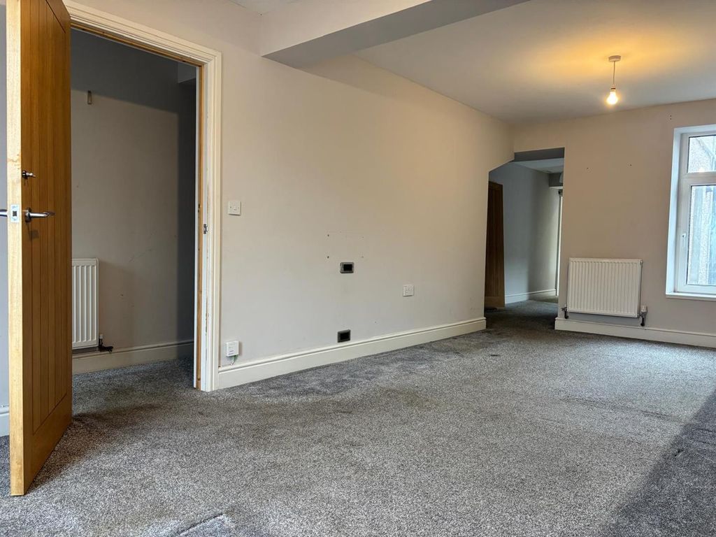 Property photo 3 of 19 Whatsapp Image 2026-04-09 At 12.01.33 (5).Jpeg