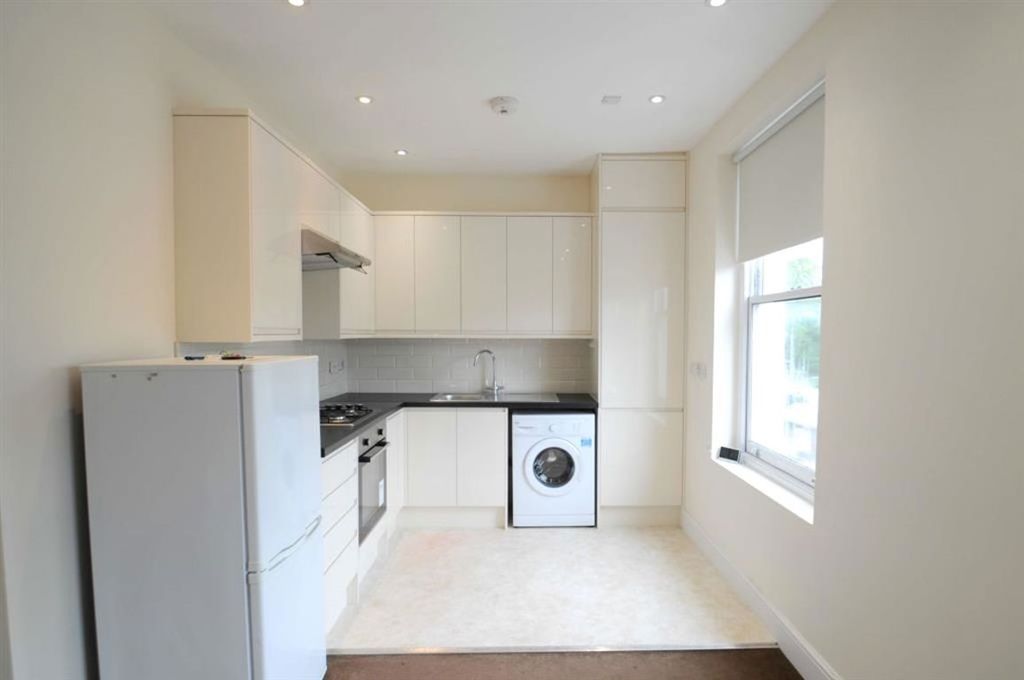 Property photo 1 of 4