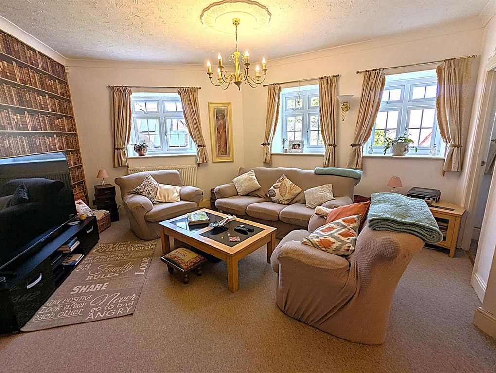 Property photo 2 of 13 Pxl_20260331_152452068.Jpg