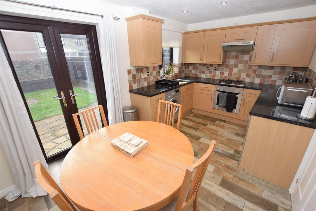 Property photo 3 of 16 1702274