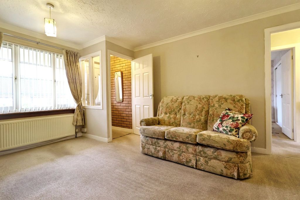 Property photo 2 of 17 Picture No. 09