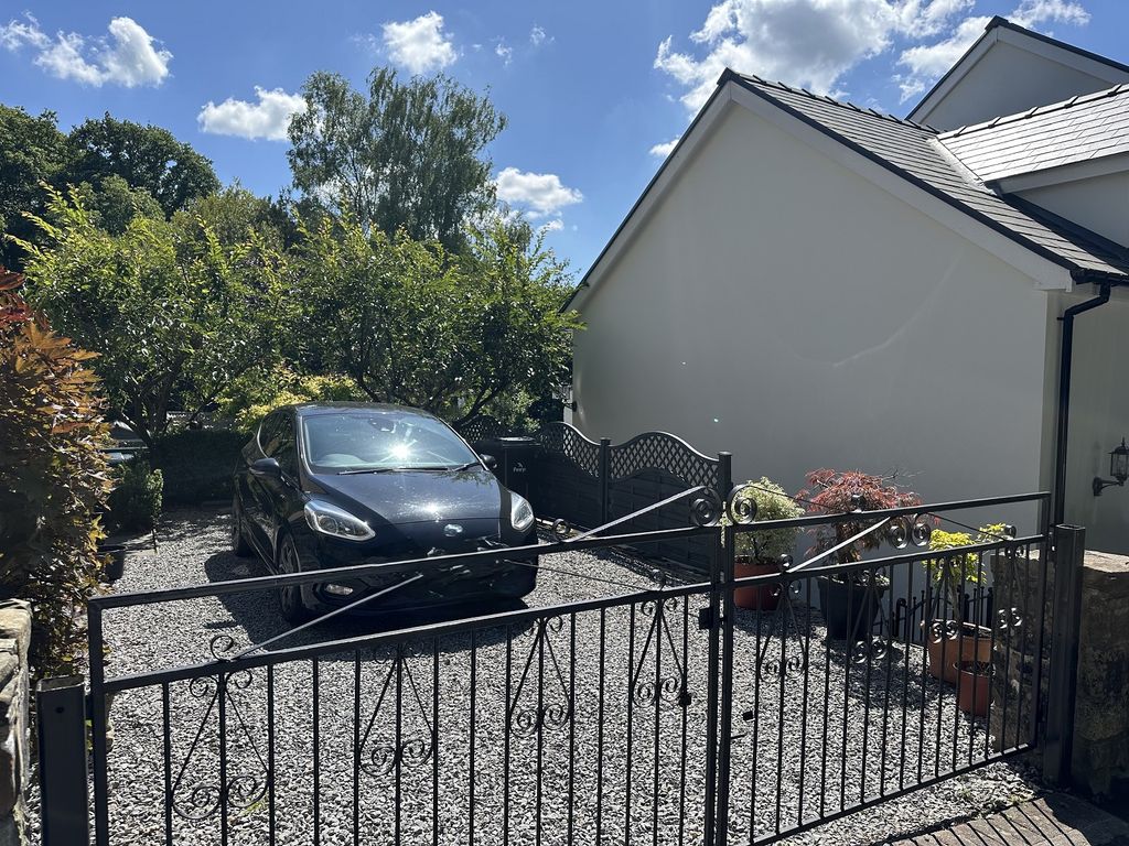 Property photo 2 of 40 Not Specified